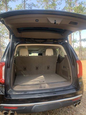 used 2021 GMC Yukon XL car, priced at $49,126