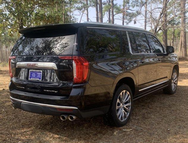 used 2021 GMC Yukon XL car, priced at $49,126