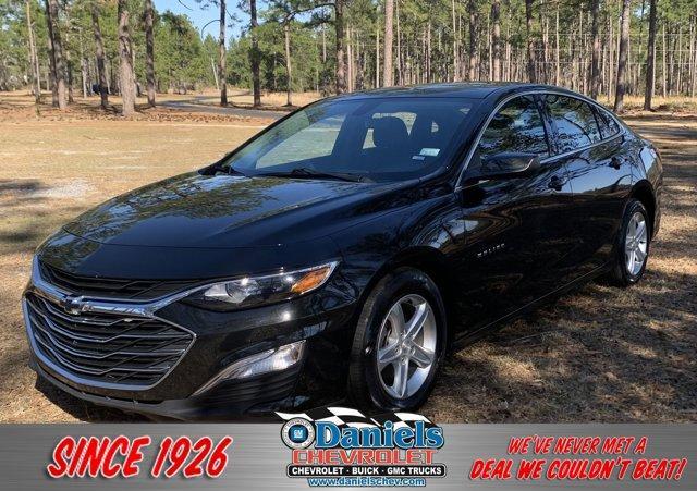 used 2022 Chevrolet Malibu car, priced at $16,627