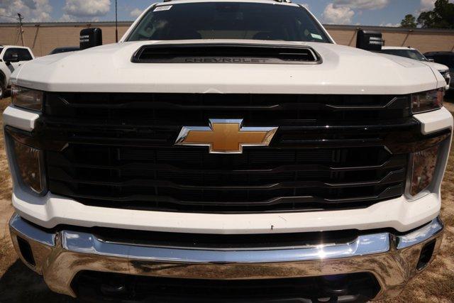 new 2024 Chevrolet Silverado 2500 car, priced at $53,713