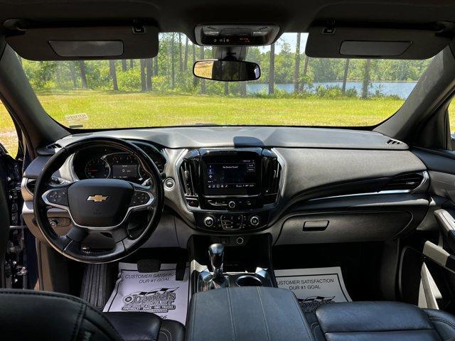 used 2022 Chevrolet Traverse car, priced at $30,869