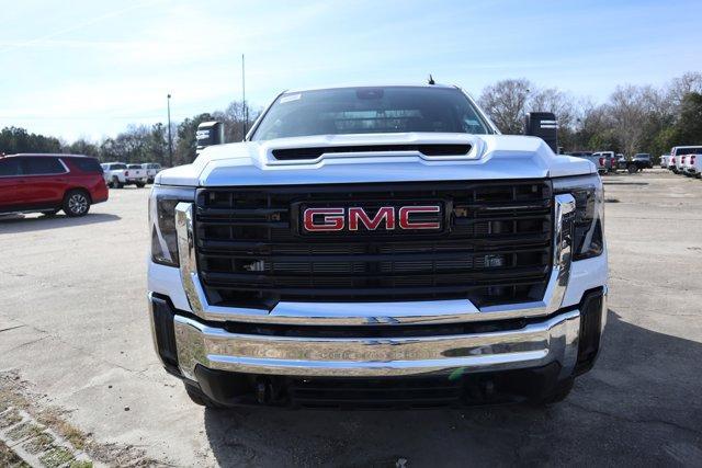 new 2024 GMC Sierra 3500 car, priced at $59,561