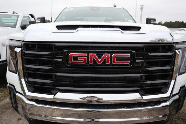 new 2024 GMC Sierra 3500 car, priced at $53,873