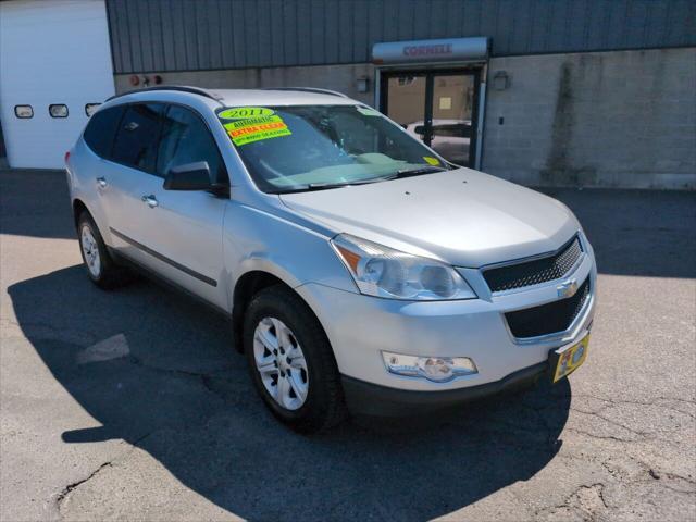 used 2011 Chevrolet Traverse car, priced at $5,994