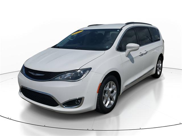 used 2017 Chrysler Pacifica car, priced at $10,870