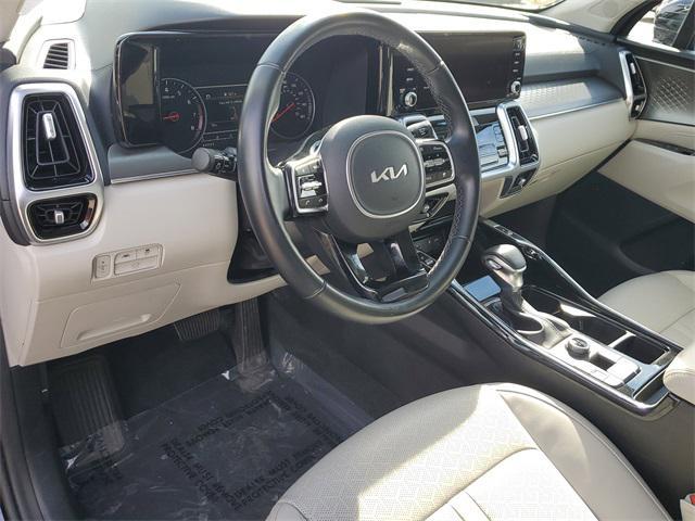 used 2022 Kia Sorento car, priced at $28,116