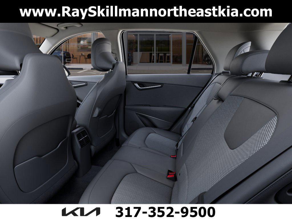 new 2025 Kia Niro car, priced at $31,321