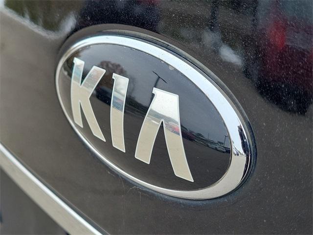 used 2016 Kia Cadenza car, priced at $9,999