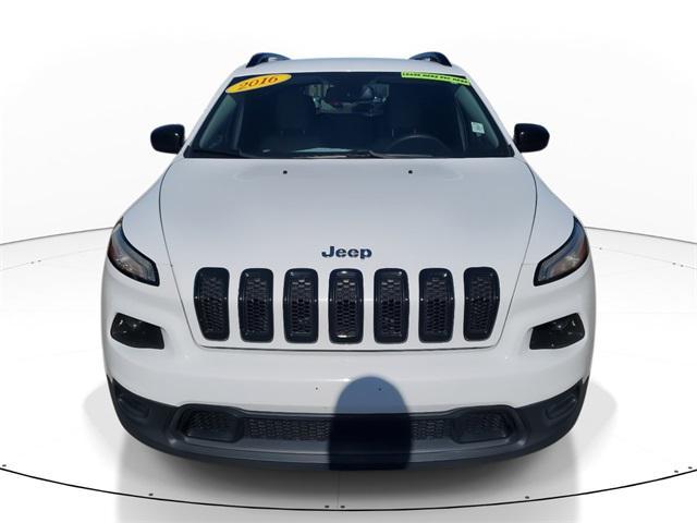 used 2016 Jeep Cherokee car, priced at $14,990