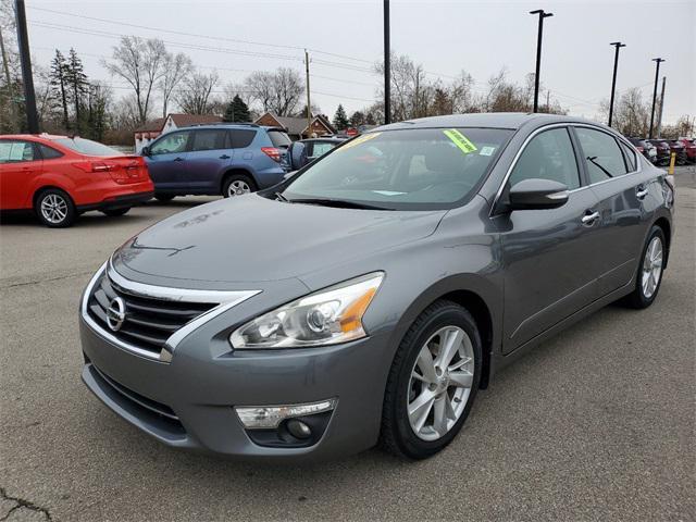 used 2014 Nissan Altima car