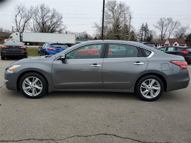 used 2014 Nissan Altima car