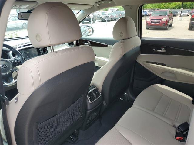 used 2018 Kia Sorento car, priced at $16,990