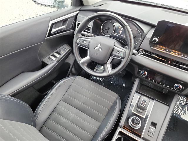 used 2024 Mitsubishi Outlander car, priced at $24,916