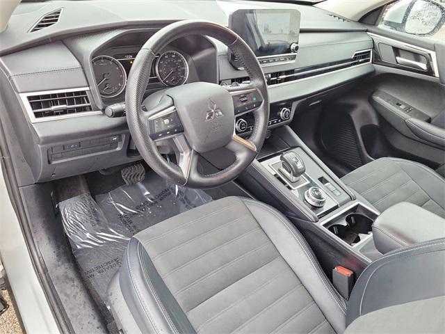 used 2024 Mitsubishi Outlander car, priced at $24,916