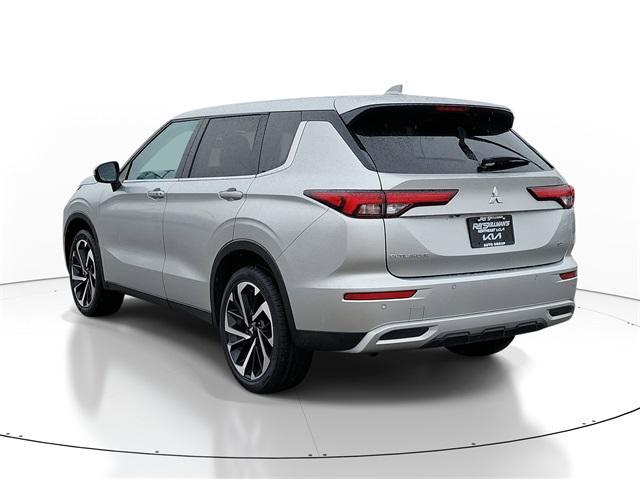 used 2024 Mitsubishi Outlander car, priced at $24,916