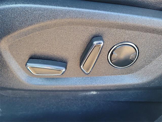 used 2016 Ford Edge car, priced at $15,990