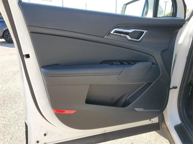 used 2023 Kia Sportage Hybrid car, priced at $27,777