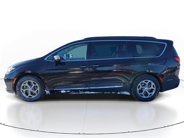 used 2023 Chrysler Pacifica car, priced at $31,365