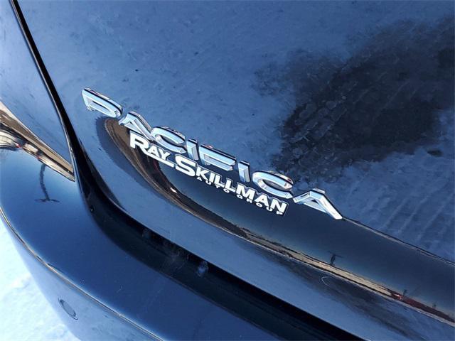 used 2023 Chrysler Pacifica car, priced at $31,365