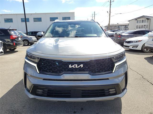 used 2022 Kia Sorento Plug-In Hybrid car, priced at $27,807