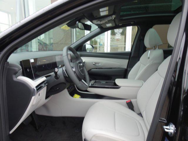 new 2025 Hyundai TUCSON Hybrid car, priced at $43,580