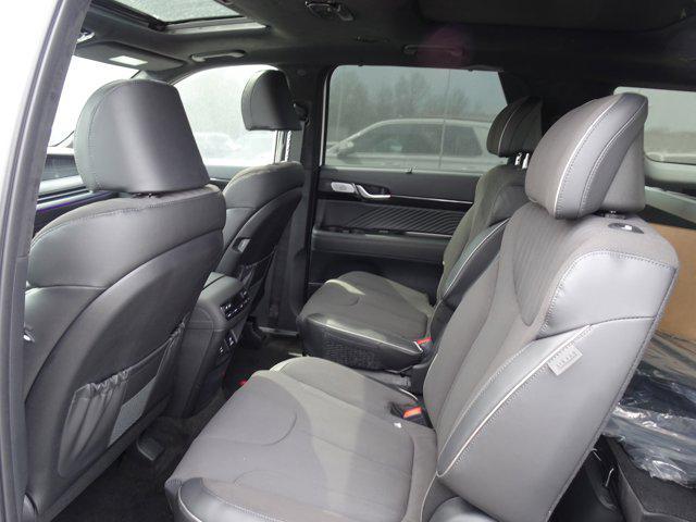 new 2025 Hyundai Palisade car, priced at $58,084