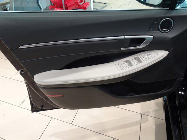 new 2024 Hyundai Sonata Hybrid car, priced at $38,880