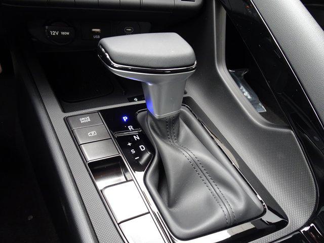 new 2025 Hyundai Elantra car, priced at $29,080