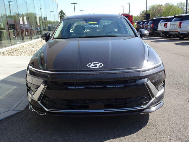 new 2025 Hyundai Sonata car, priced at $30,960