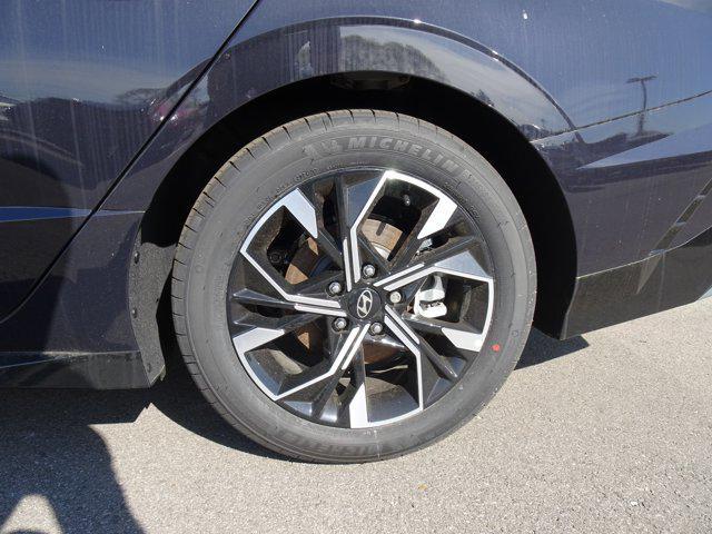 new 2025 Hyundai Sonata car, priced at $30,960