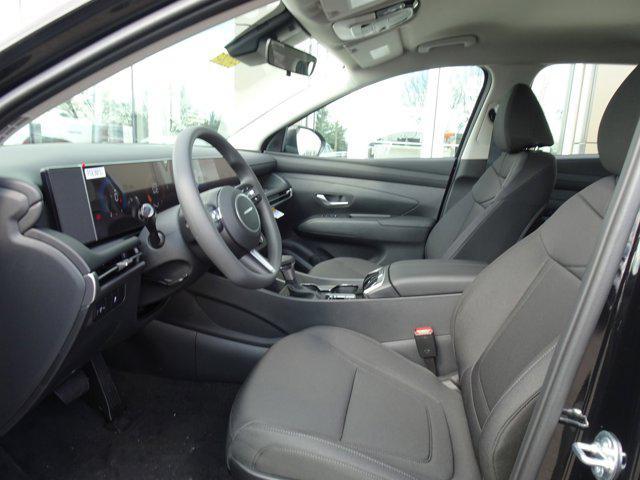 new 2025 Hyundai Tucson car, priced at $32,000