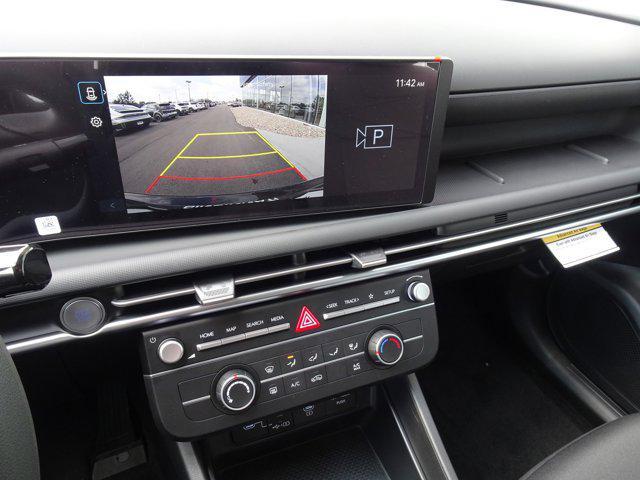 new 2025 Hyundai Tucson car, priced at $32,000