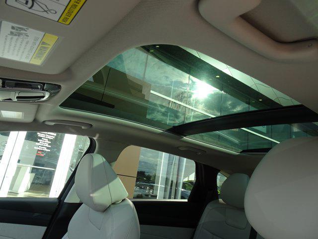 new 2025 Hyundai TUCSON Hybrid car, priced at $38,655
