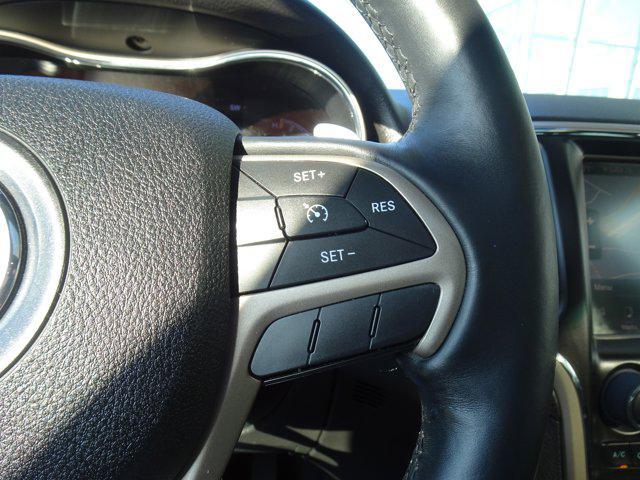 used 2014 Jeep Grand Cherokee car, priced at $15,528