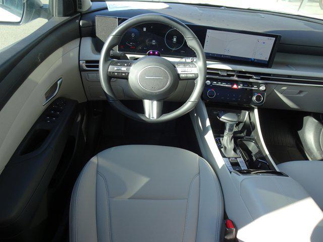 new 2025 Hyundai Tucson car, priced at $35,050