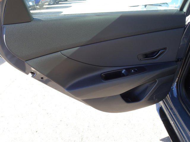 new 2025 Hyundai Elantra car, priced at $29,915