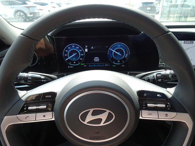 new 2025 Hyundai Elantra car, priced at $31,560