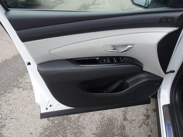 new 2025 Hyundai Tucson car, priced at $41,996