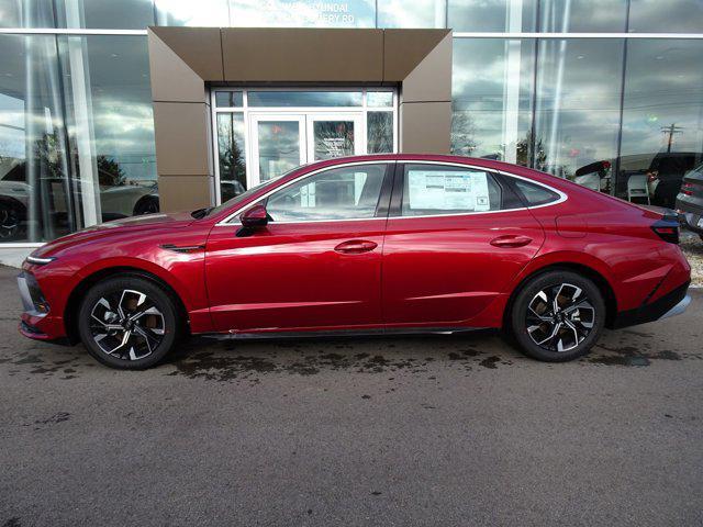 new 2024 Hyundai Sonata car, priced at $29,215