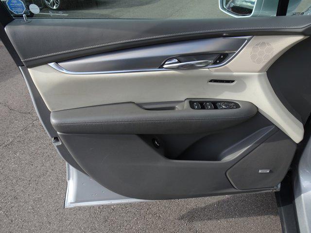 used 2017 Cadillac XT5 car, priced at $21,900