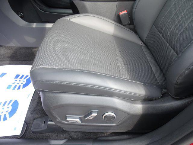 used 2024 Hyundai Santa Fe car