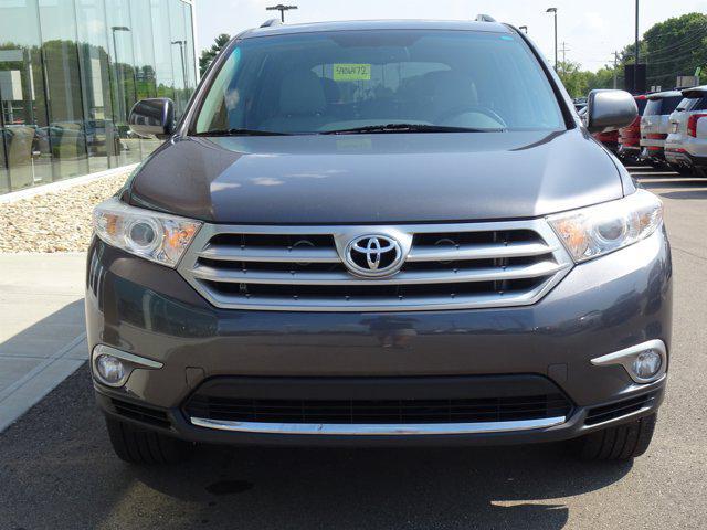 used 2012 Toyota Highlander car, priced at $9,800