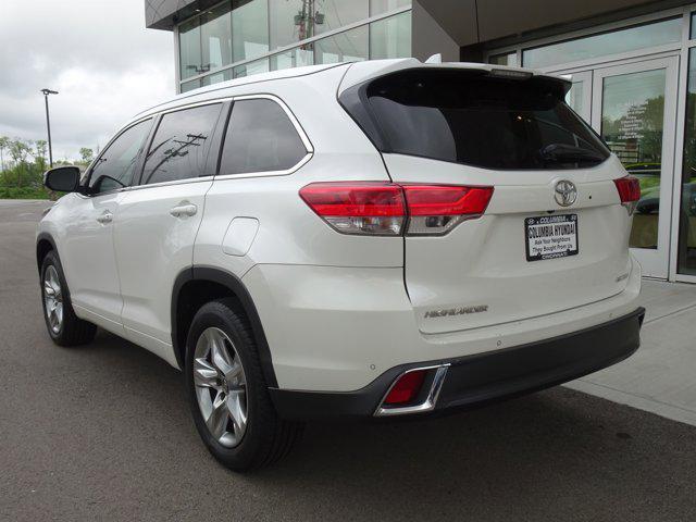 used 2018 Toyota Highlander car, priced at $23,010