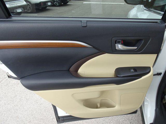 used 2018 Toyota Highlander car, priced at $23,010