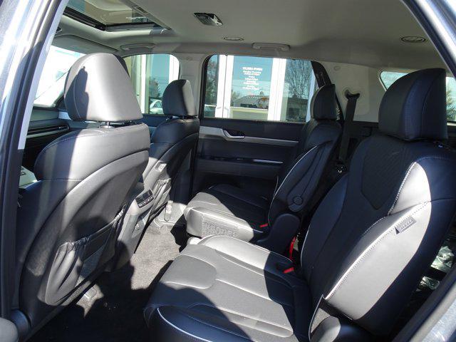 new 2025 Hyundai Palisade car, priced at $47,335