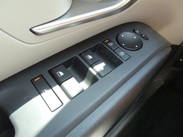 new 2025 Hyundai TUCSON Hybrid car, priced at $38,465
