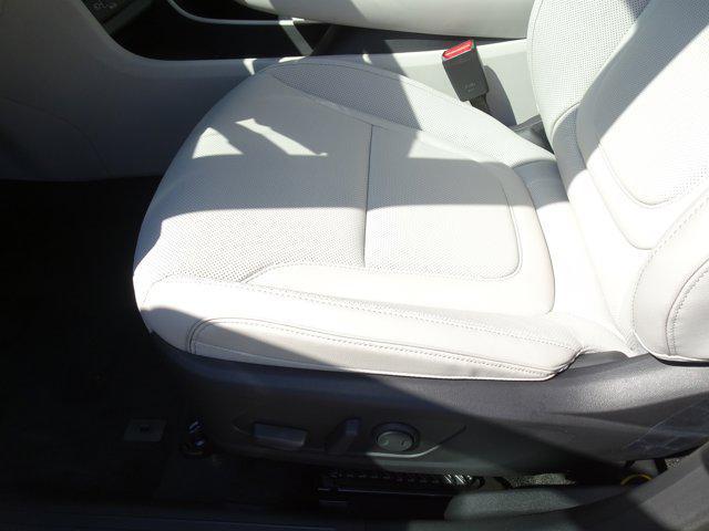 new 2025 Hyundai TUCSON Hybrid car, priced at $43,985
