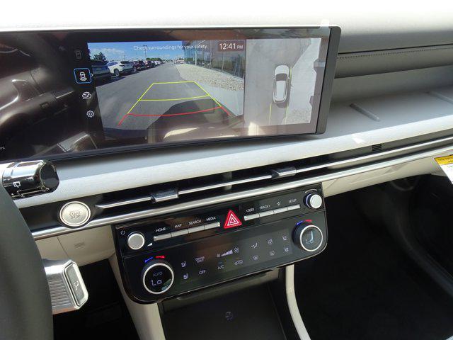 new 2025 Hyundai TUCSON Hybrid car, priced at $43,985