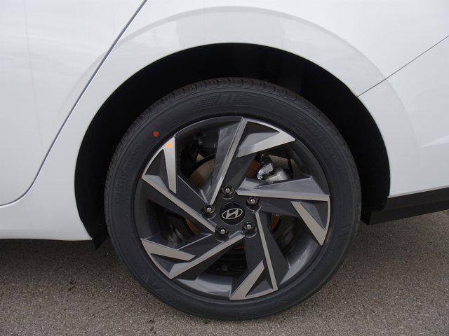 new 2025 Hyundai Elantra car, priced at $25,385