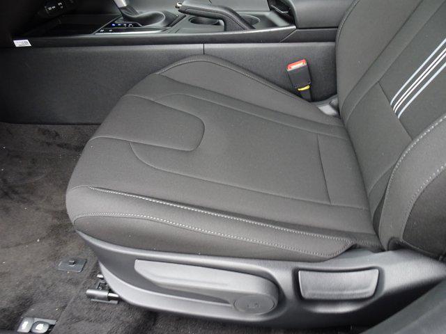 new 2025 Hyundai Elantra car, priced at $25,385